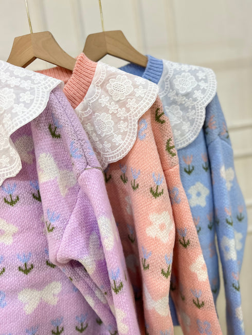 Winter Printed Lacey Collar Sweater